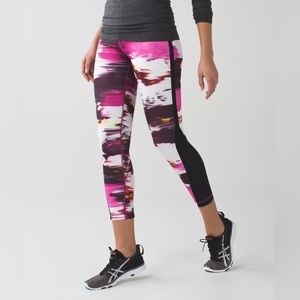 Lululemon Luxtreme Pace Tight *Full-on Luxtreme Wind Berry. Size 4. Pristine.